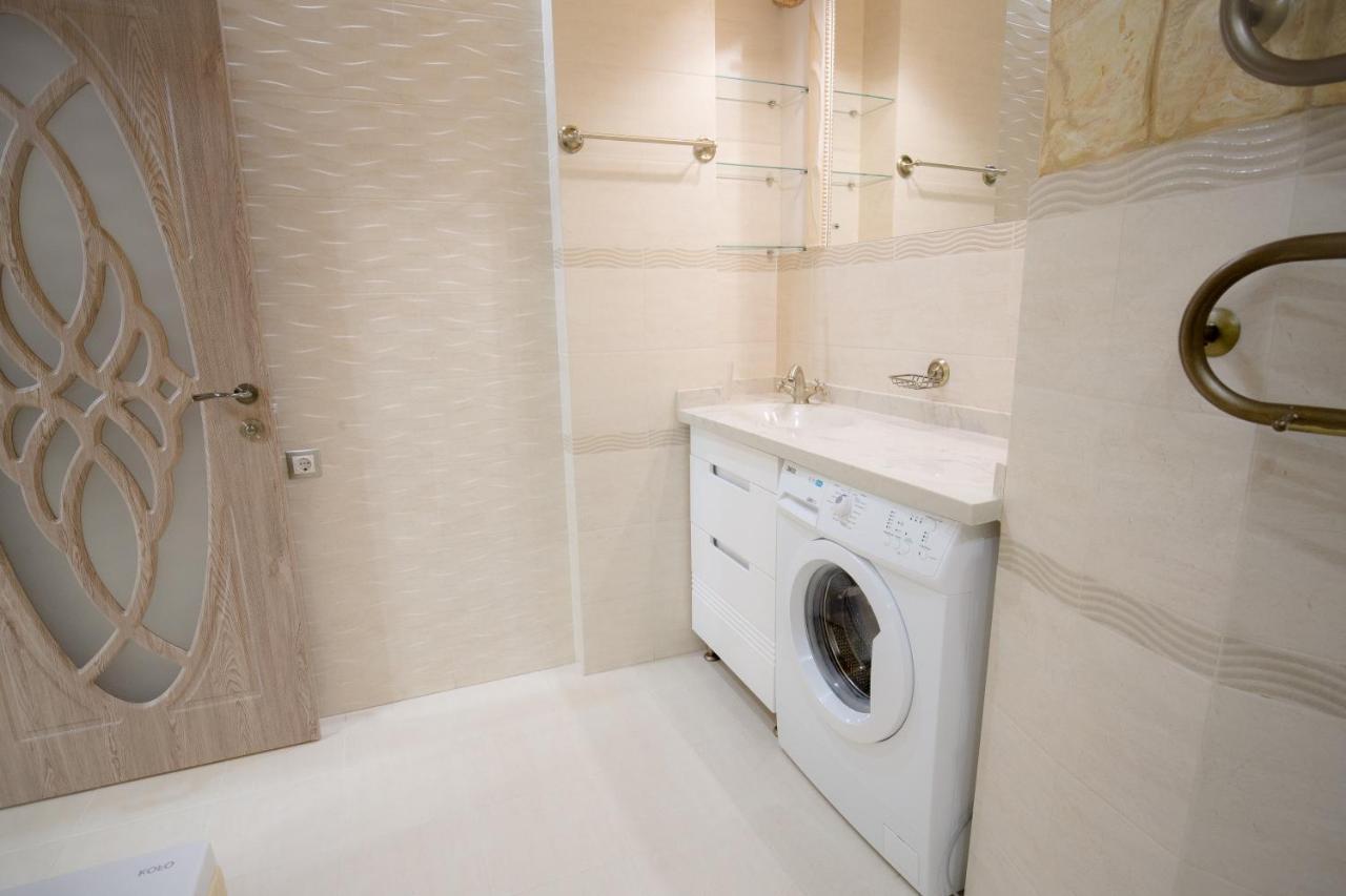 Apartment On Grecheskaya 5 敖德萨 外观 照片