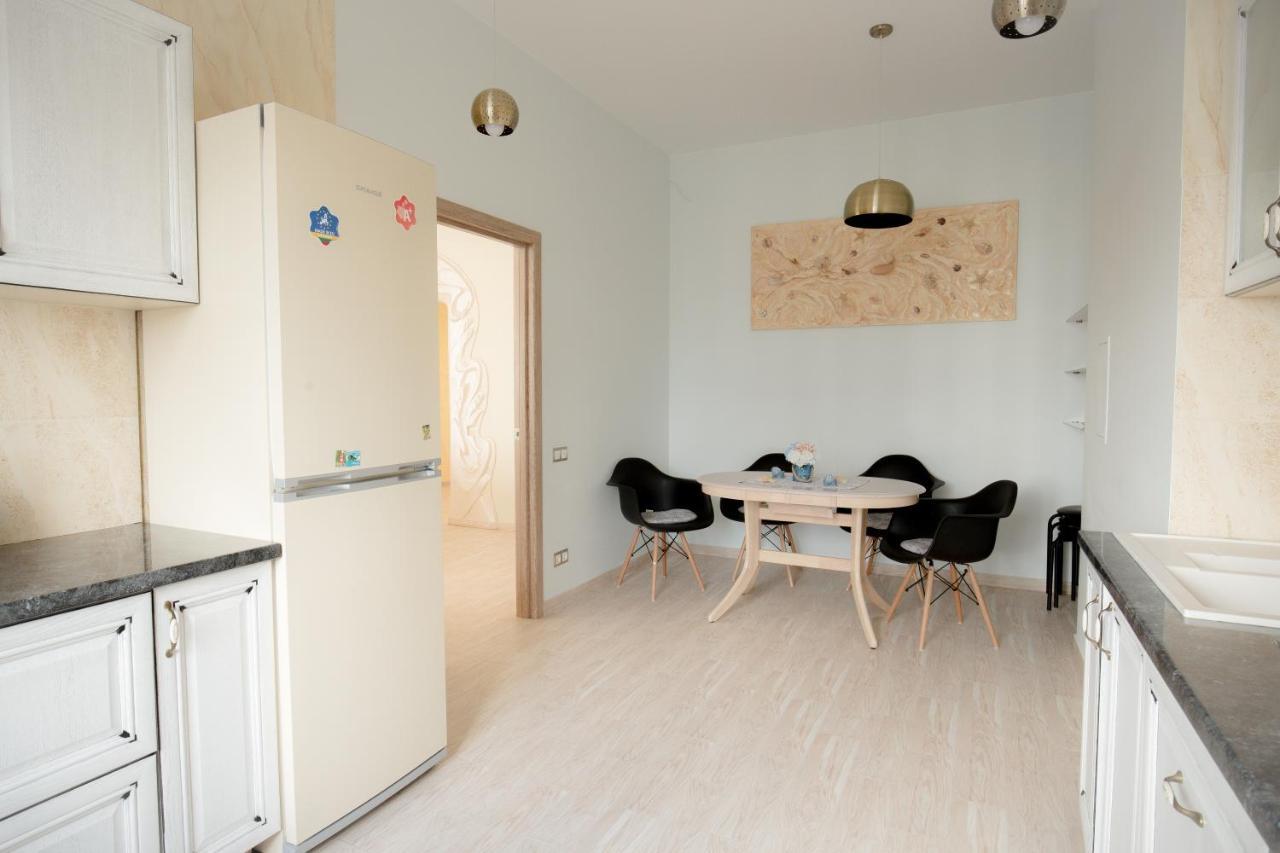 Apartment On Grecheskaya 5 敖德萨 外观 照片